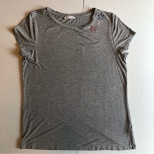 Britney gray T shirt with red, white & blue stars embroidery Size S